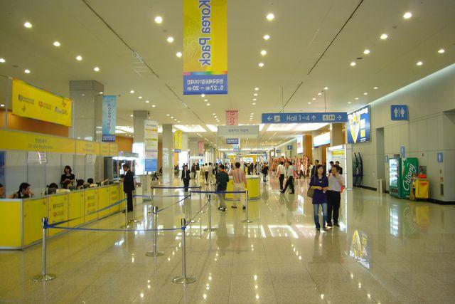 Ŭ���ϸ� ���� �������� �̹����� ���Ǽ� �ֽ��ϴ�.