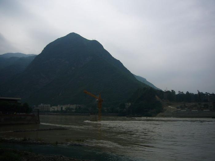 Ŭ���ϸ� ���� �������� �̹����� ���Ǽ� �ֽ��ϴ�.