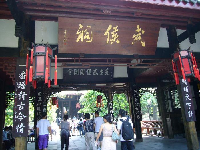 Ŭ���ϸ� ���� �������� �̹����� ���Ǽ� �ֽ��ϴ�.