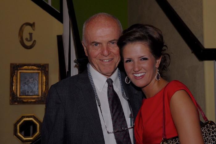 Ŭ���ϸ� ���� �������� �̹����� ���Ǽ� �ֽ��ϴ�.