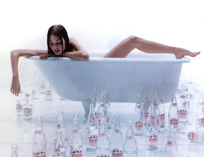 Ŭ���ϸ� ���� �������� �̹����� ���Ǽ� �ֽ��ϴ�.